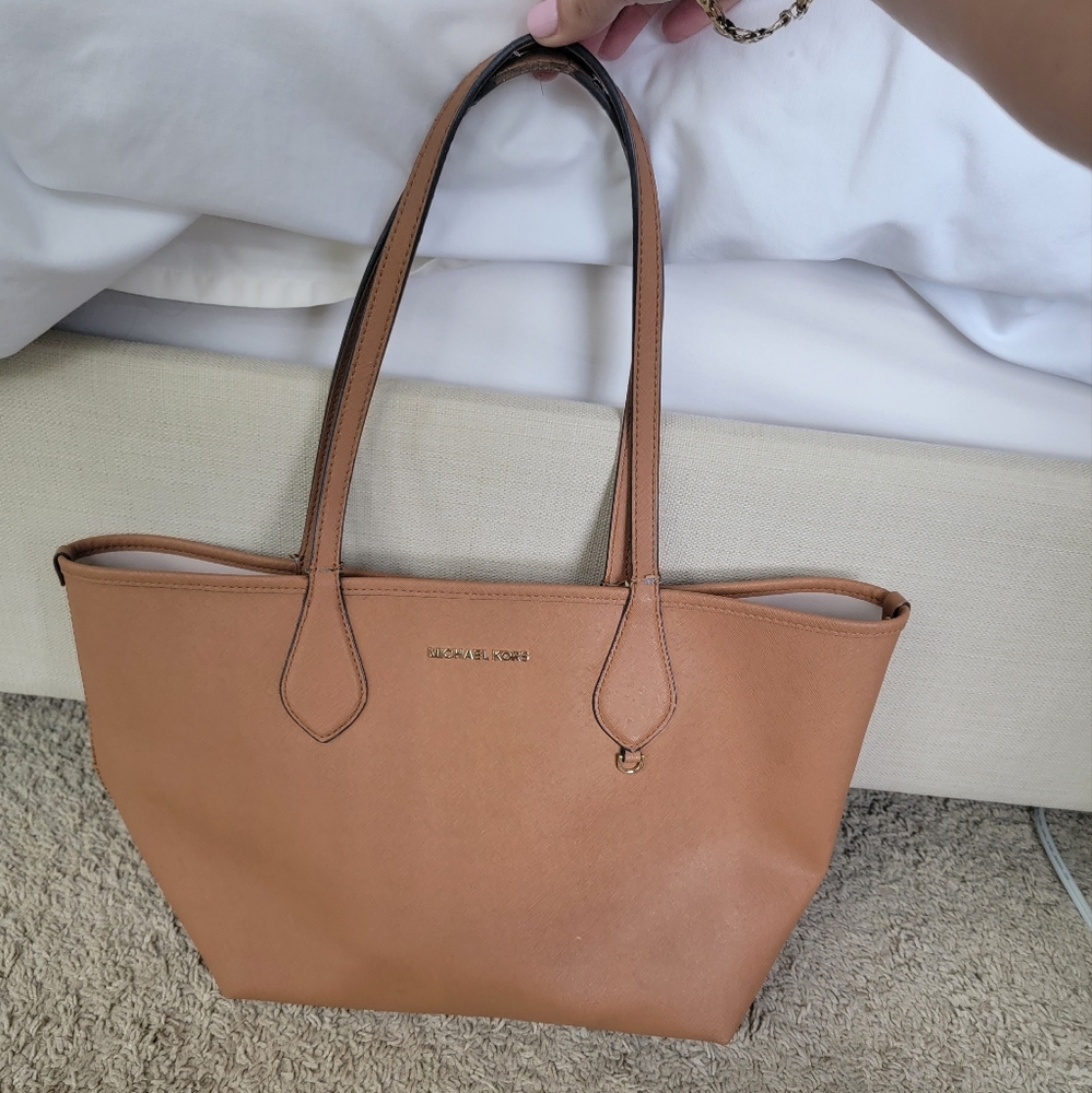 Michaep Kors tote